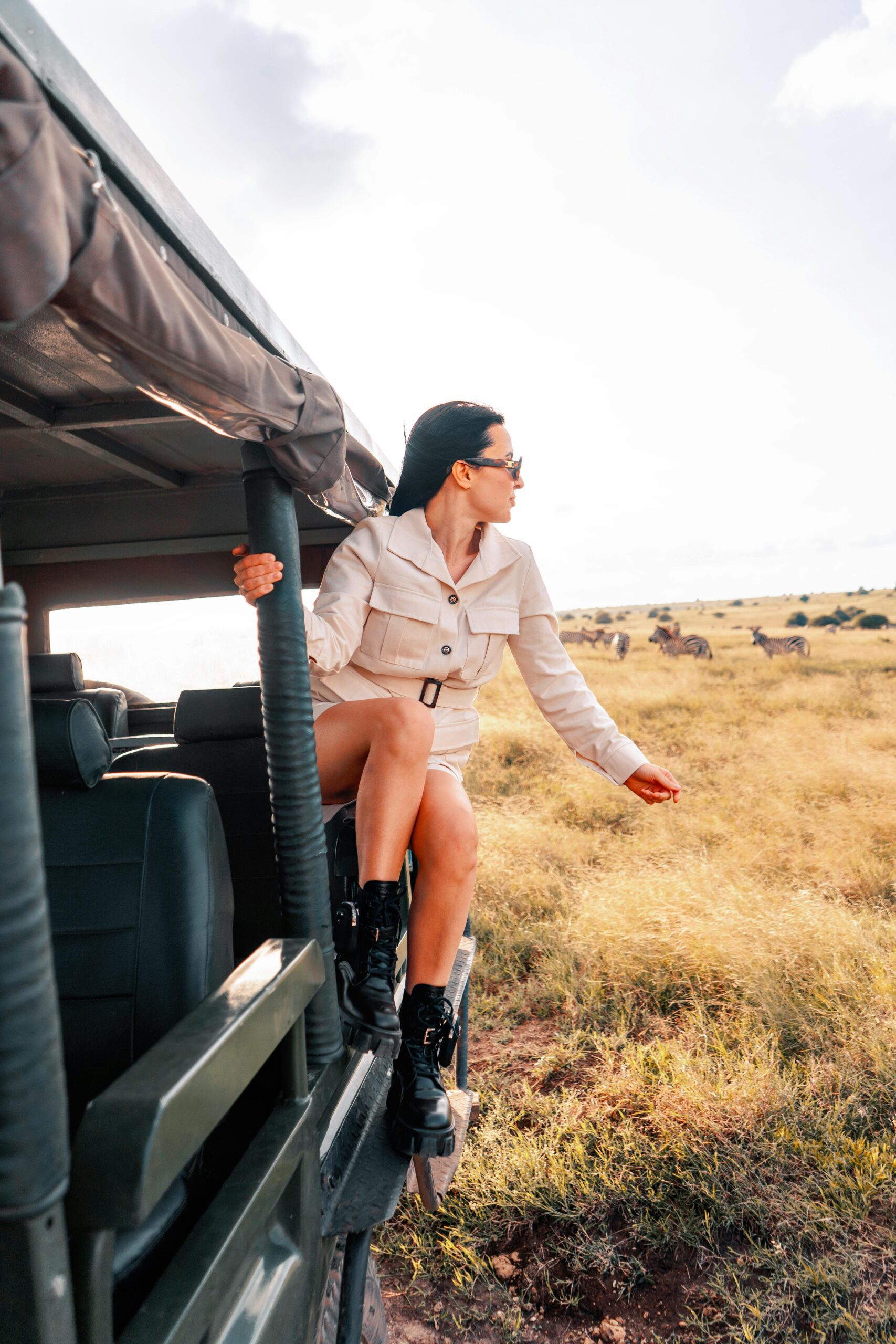 private safari experience in Kenya with couple and guide