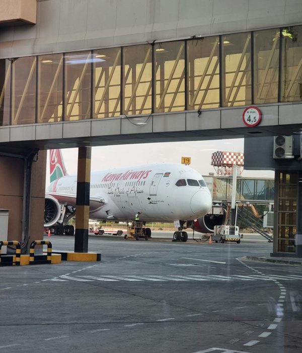 Kenya eTA entry requirements 2026 travelers arriving at Kenya airport immigration