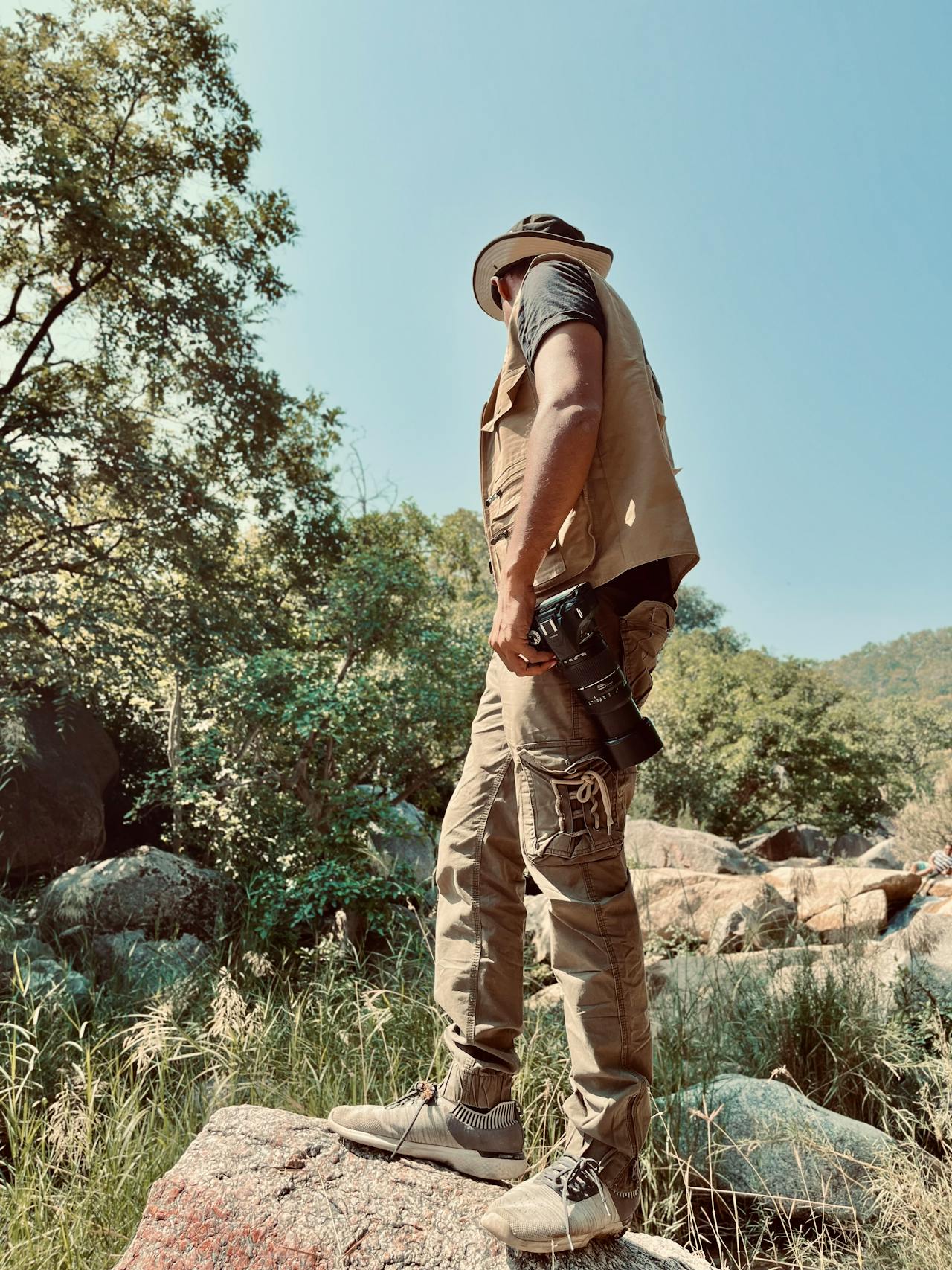 Africa travel essentials checklist safari clothing and neutral outfits