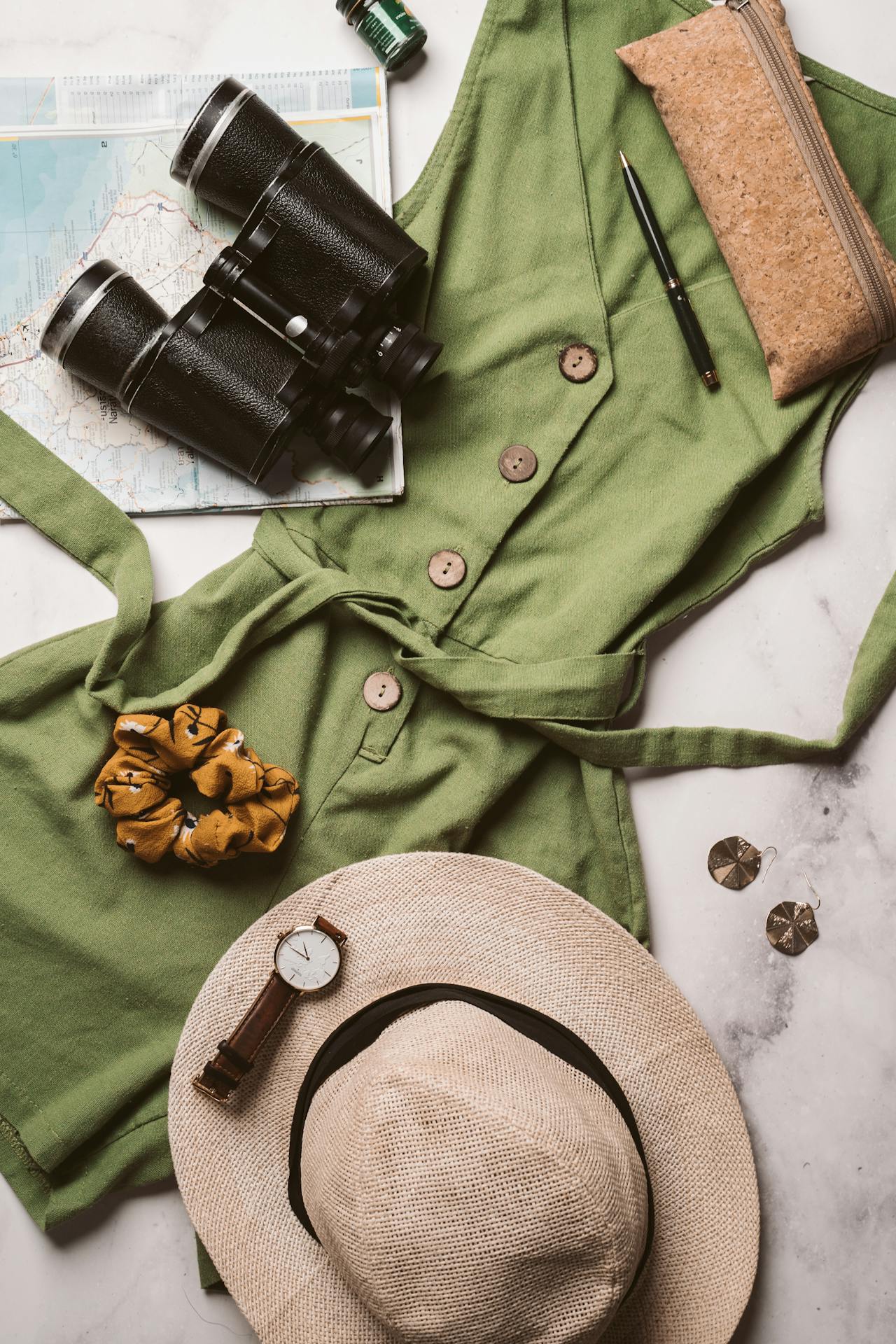 Safari packing list for first-time travelers preparing for an African safari